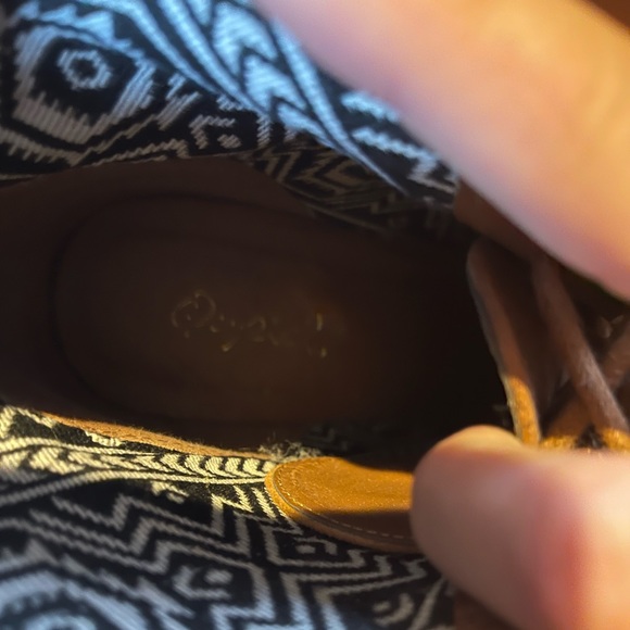 Qupid Brown Wedge Foldable Booties - Picture 4 of 4